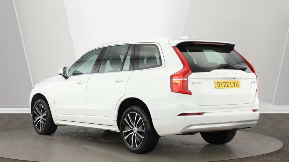 Volvo XC90 Momentum, B5 Awd Mild Hybrid, 7 Seats Memory Seat DY22LVU White #3