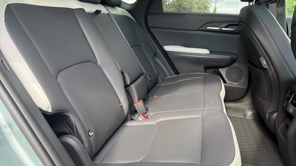Kia  160Kw Gt-line S 81.4Kwh White #29