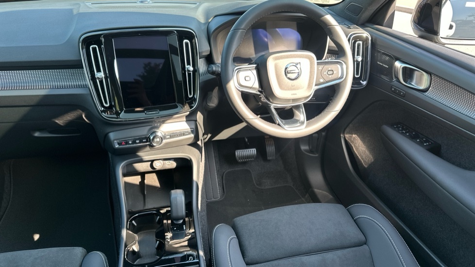 Volvo EX40 Black Edition Ultra, Single Motor Extended Range,  #4