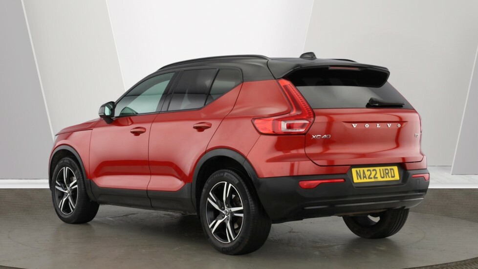 Volvo XC40 1.5 T3 R-design Suv Euro 6 Ss Red #3