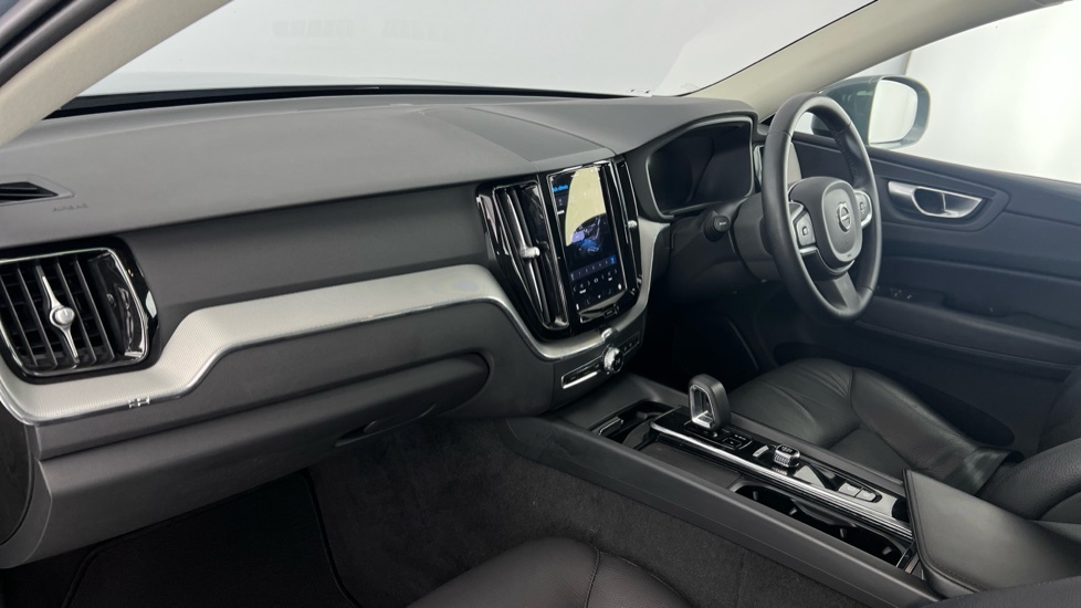 Volvo XC60 2.0 B4d Plus Dark Awd Geartronic Silver #6