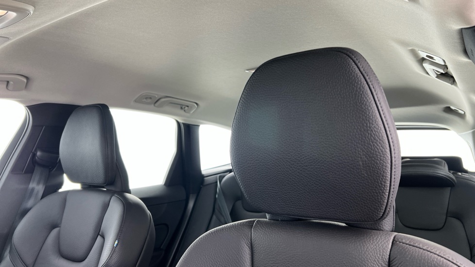 Volvo XC60 Xc60 B5 Mhev Awd Silver #11