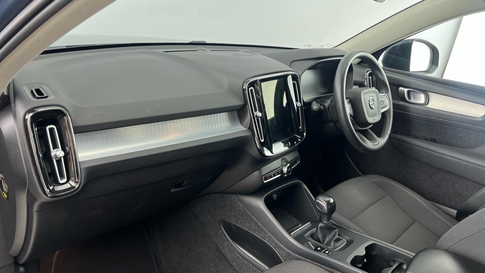 Volvo XC40 1.5 T3 Momentum Suv Euro 6 Ss Blue #6