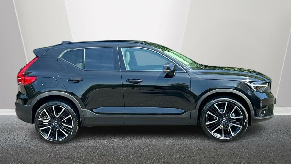 Volvo XC40 2.0 B3 Mhev Ultra Dark Suv Hybrid Dct A Black #3