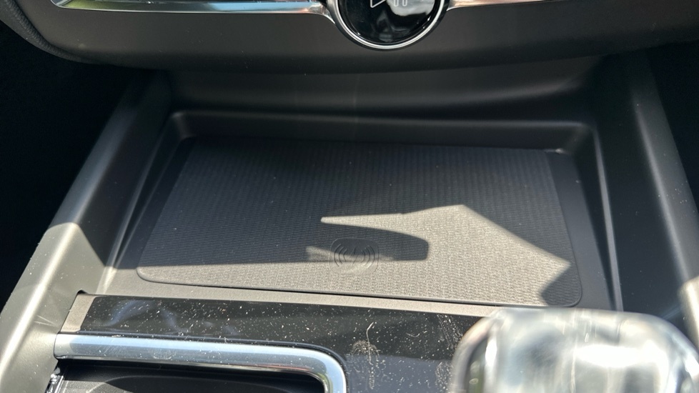Volvo XC60 2.0 T6 335 Phev Plus Pro Dark Awd Geartronic  #44