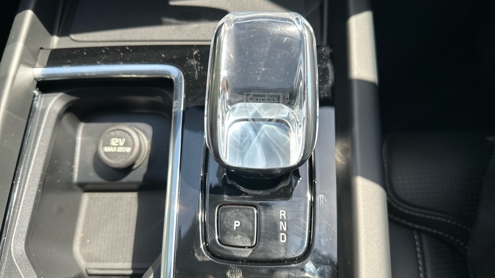 Volvo XC60 2.0 T6 335 Phev Plus Pro Dark Awd Geartronic  #43