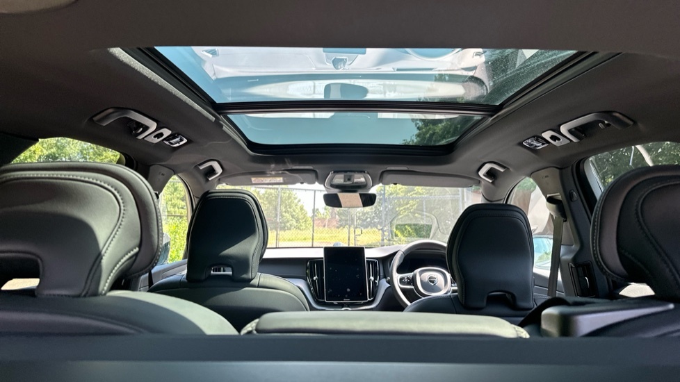 Volvo XC60 2.0 T6 335 Phev Plus Pro Dark Awd Geartronic  #19