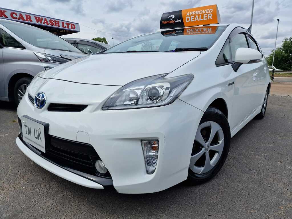 Toyota Prius 1.8 Hybrid 201515 Active 5 Seats White #2