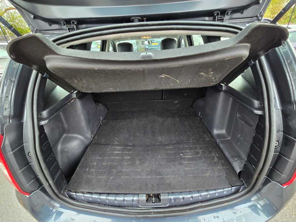 Dacia Duster 1.5 Dci Laureate Suv Black #27