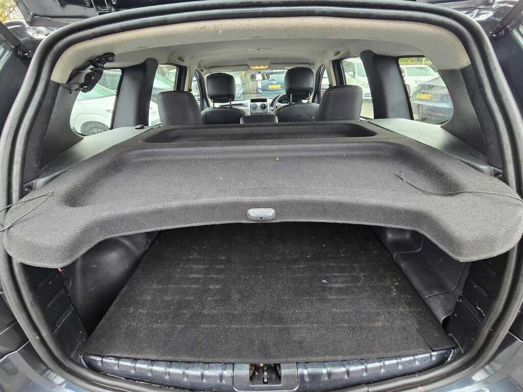 Dacia Duster 1.5 Dci Laureate Suv Black #26