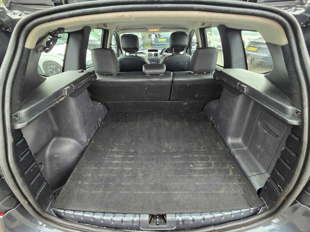 Dacia Duster 1.5 Dci Laureate Suv Black #25