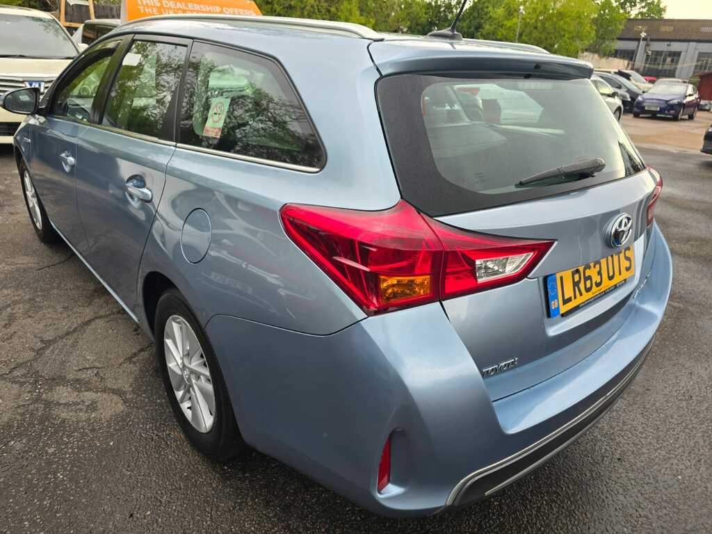 Toyota Auris 1.8 Hybrid 201363 Excel Touring Sports Leather 5 Blue #4