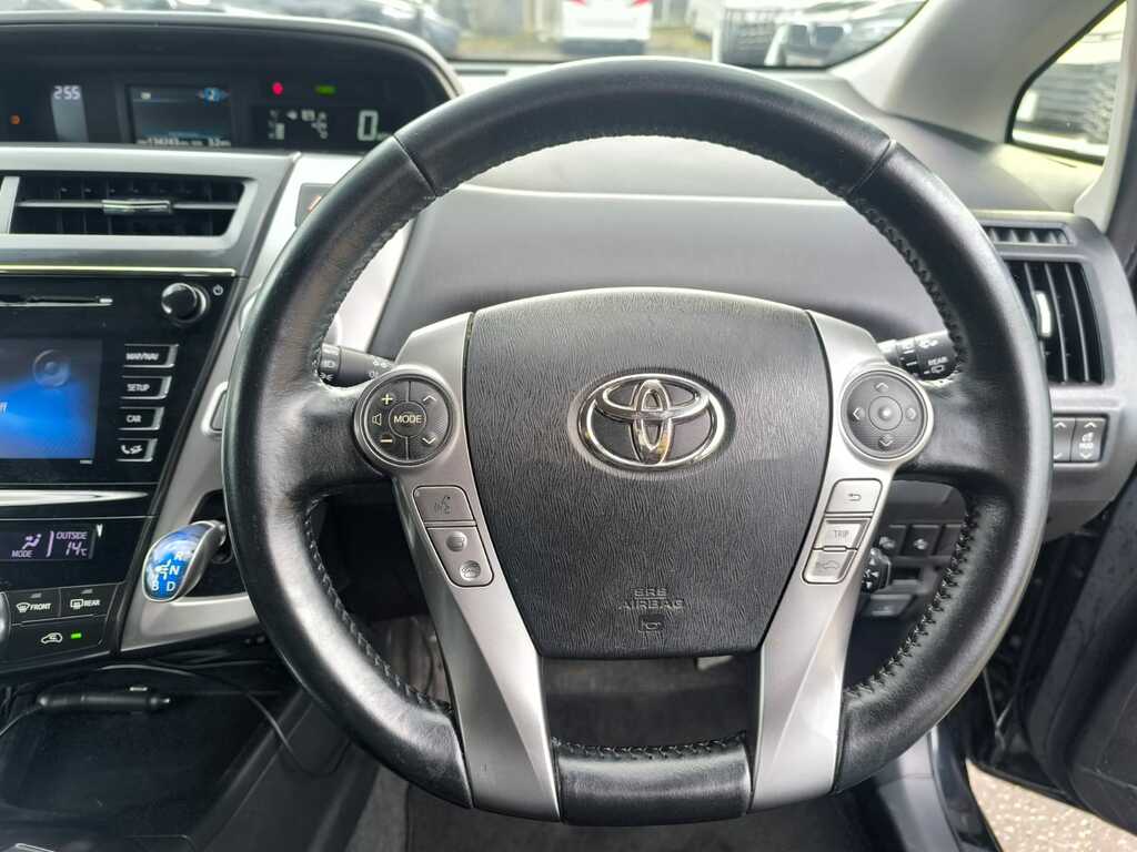 Toyota Prius+ Plus 1.8 Excel 98 Bhp White #16