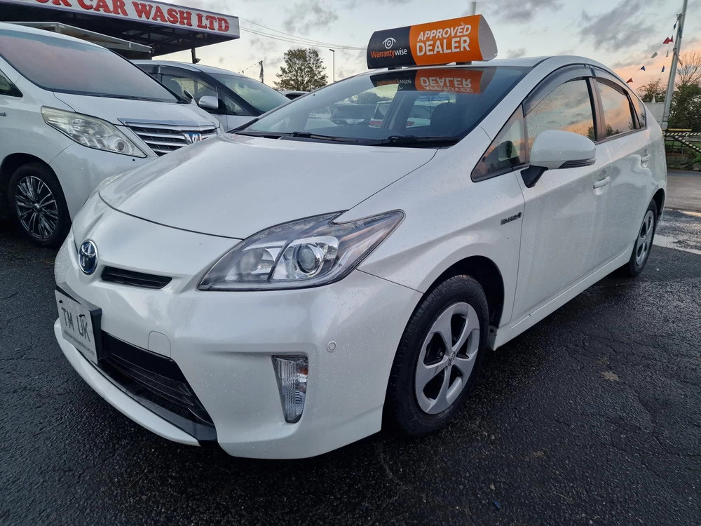 Toyota Prius 1.8 Hybrid 201564 Active T3 5 Seats 2 Keys R White #2