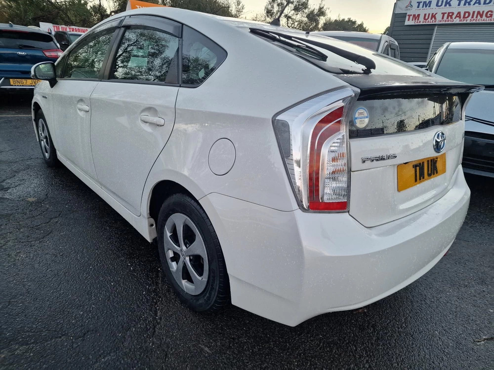 Toyota Prius 1.8 Hybrid 201564 Active T3 5 Seats 2 Keys R White #4