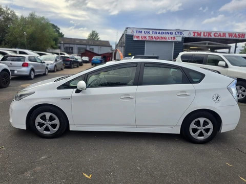 Toyota Prius 1.8 Hybrid 201515 Active T3 5 Seats 2 Keys U White #6