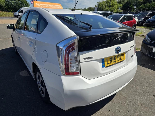 Toyota Prius 1.8 Hybrid 201515 Active T3 5 Seats 2 Keys U White #4