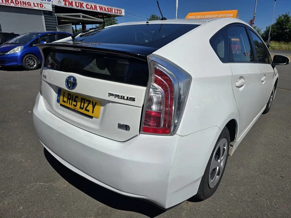 Toyota Prius 1.8 Hybrid 201515 Active T3 5 Seats 2 Keys U White #3