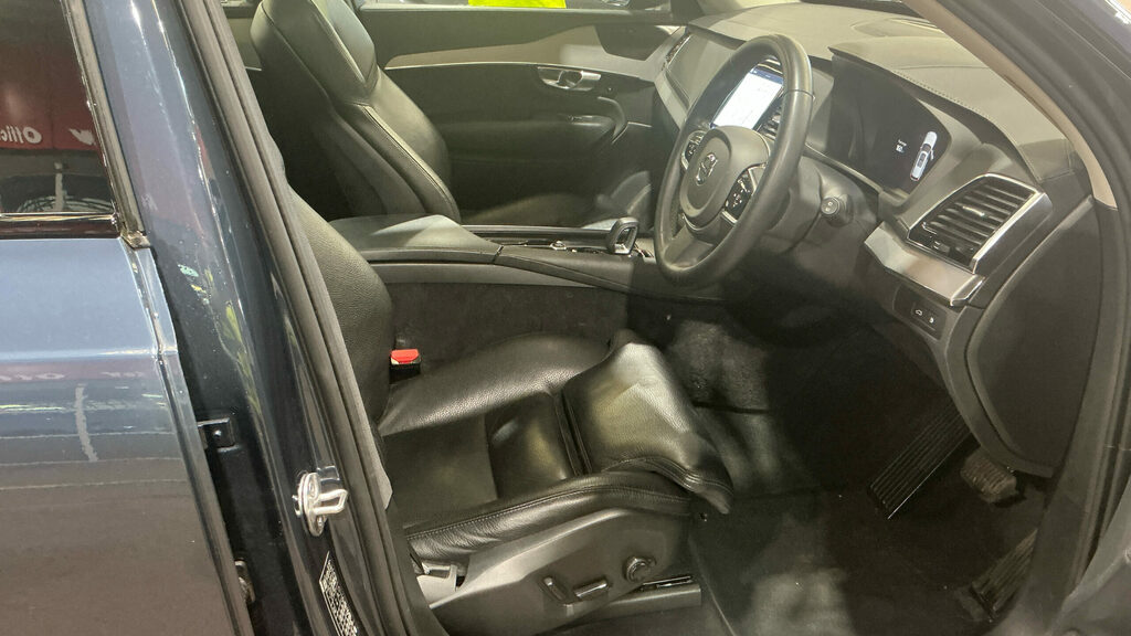 Volvo XC90 B5 Plus Awd Mhev Silver #9