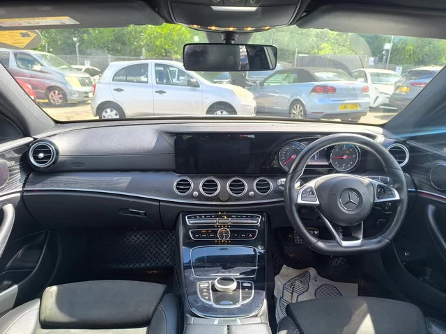 Mercedes-Benz E Class 2.0 E220d Amg Line Premium G-tronic Ss Black #13