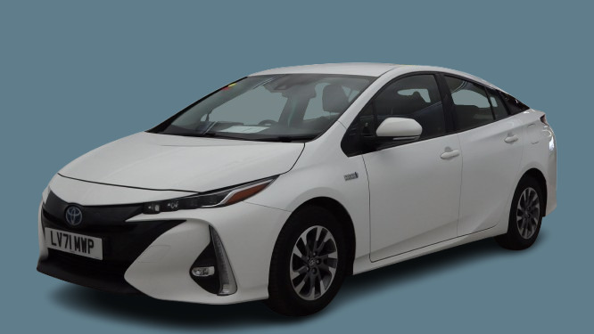 Toyota Prius 1.8 Plugin Hybrid 202171 8.8Kwh Business Edition White #2