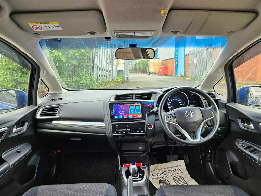 Honda Fit Jazz 1.5C Hybrd 5 Seat, Pearl Silver, Black #14