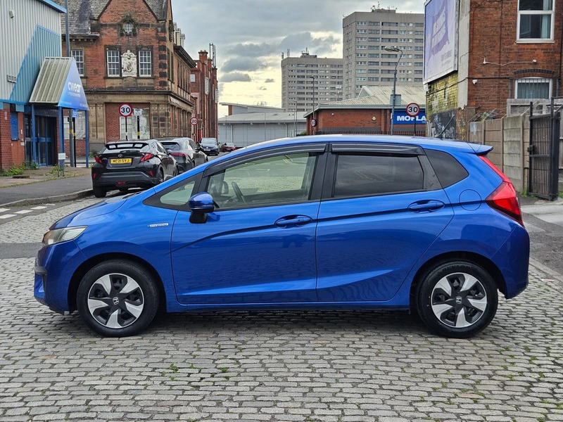 Honda Fit 1.5 Hybrid 201616 5 Seats Fresh Import Fina Blue #6