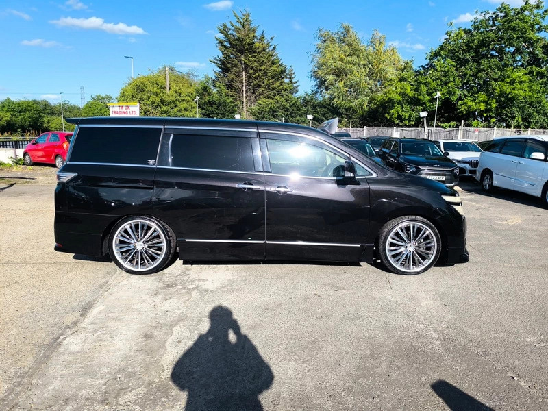 Nissan Elgrand 3.5 201313 7 Seat Mpv Roof Led Tv Dou Black #5
