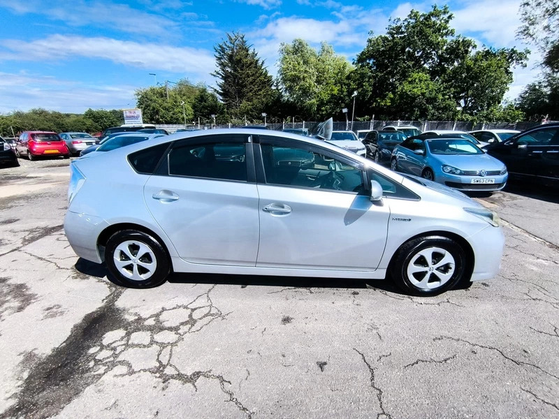Toyota Prius 1.8 Hybrid 201262 Active 5 Seats Ulez Free Silver #5