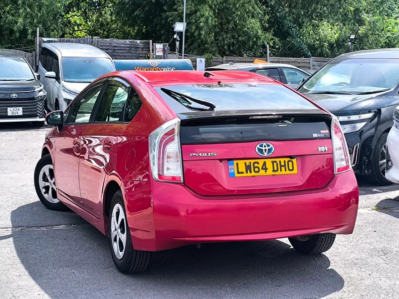 Toyota Prius 1.8 Hybrid 201564 Active 5 Seats Ulez Free Red #4
