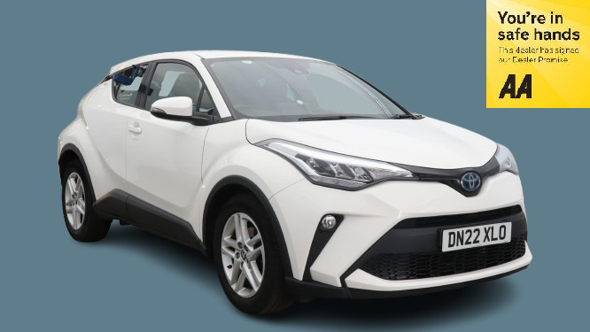 Toyota C-Hr 1.8 Hybrid 202222 Icon Dynamic Suv 5 Seats 2 White
