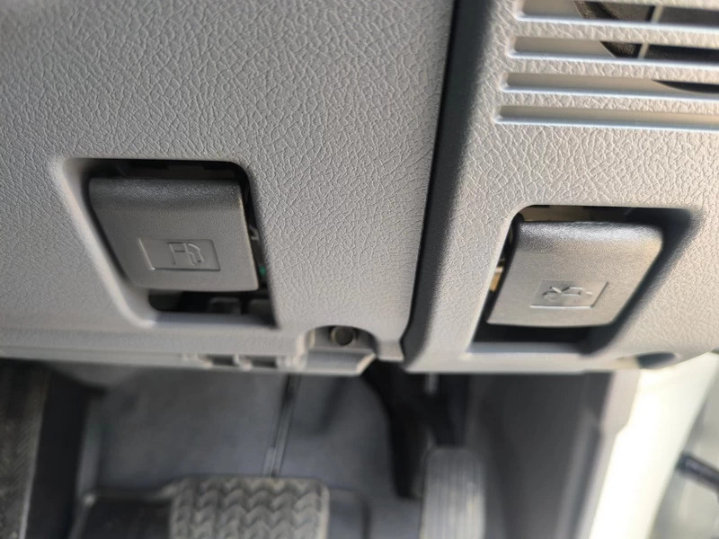 Toyota Land Cruiser Panel Van White #34