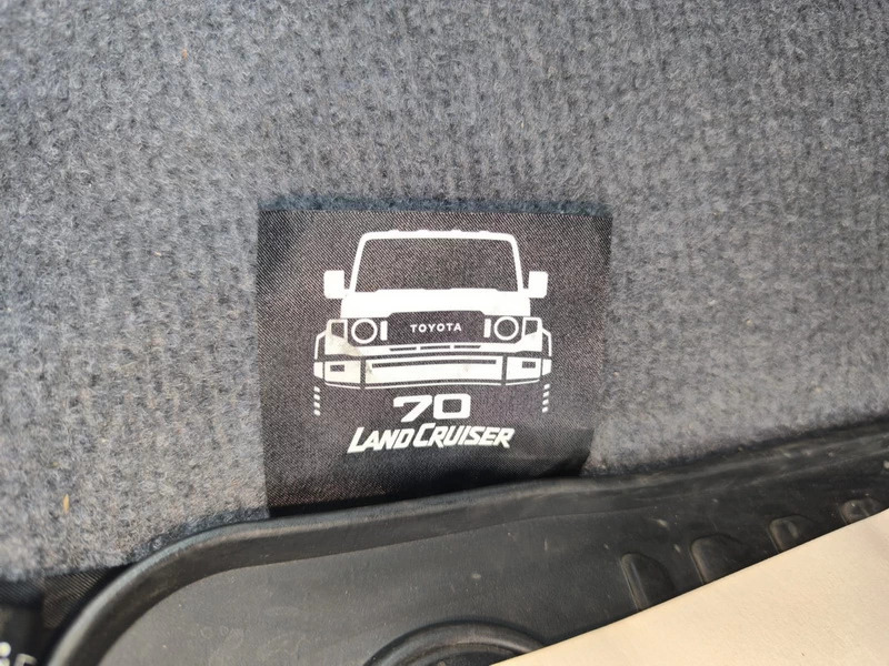 Toyota Land Cruiser Panel Van White #40