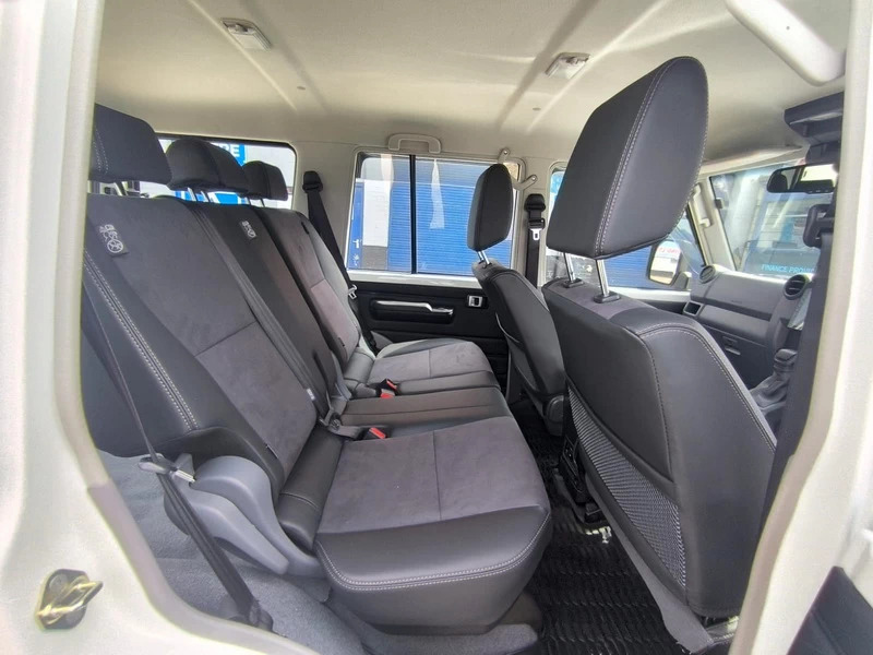 Toyota Land Cruiser Panel Van White #15