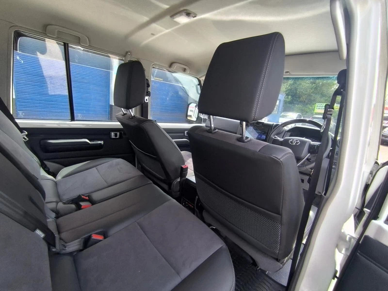 Toyota Land Cruiser Panel Van White #16