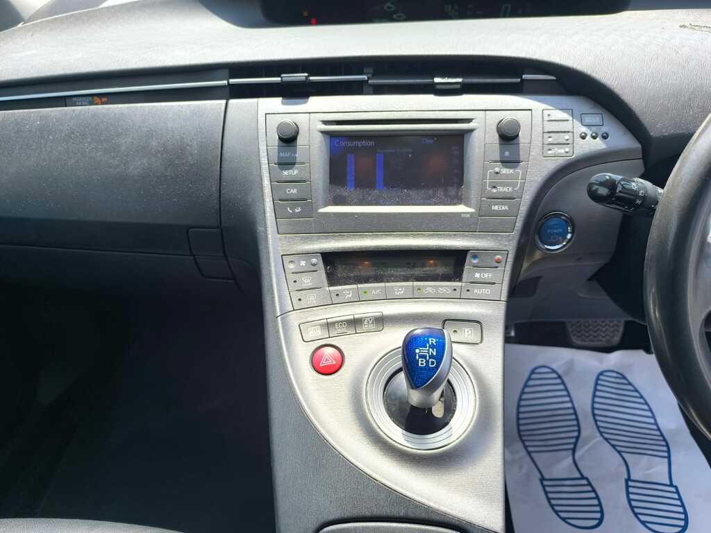 Toyota Prius 1.8 Vvt-h T3 Hatchback Grey #16