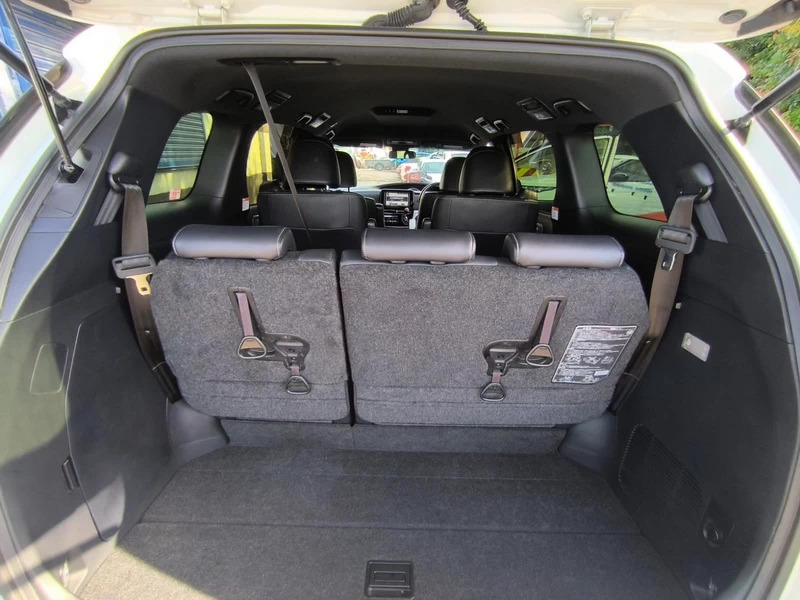 Toyota Estima E-four Hybrid  #35