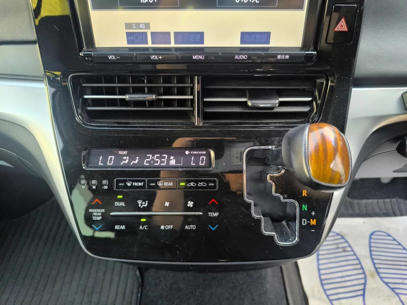 Toyota Estima E-four Hybrid  #21