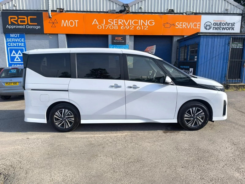 Nissan Serena Highway Star V 2.0 202525 8 Sea White #5