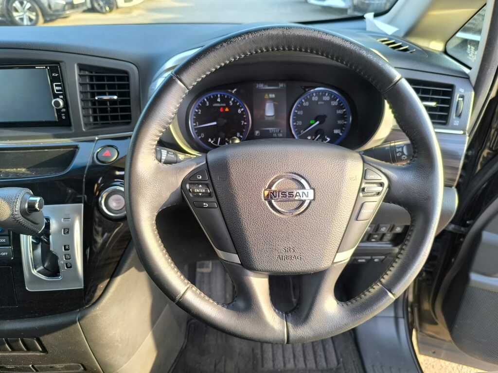 Nissan Elgrand 3.5 3.5 Black #16