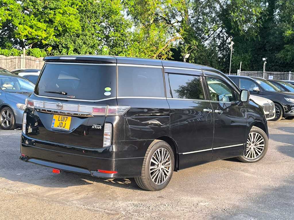 Nissan Elgrand Highwaystar Star 2.5 201717 7 S Black #3