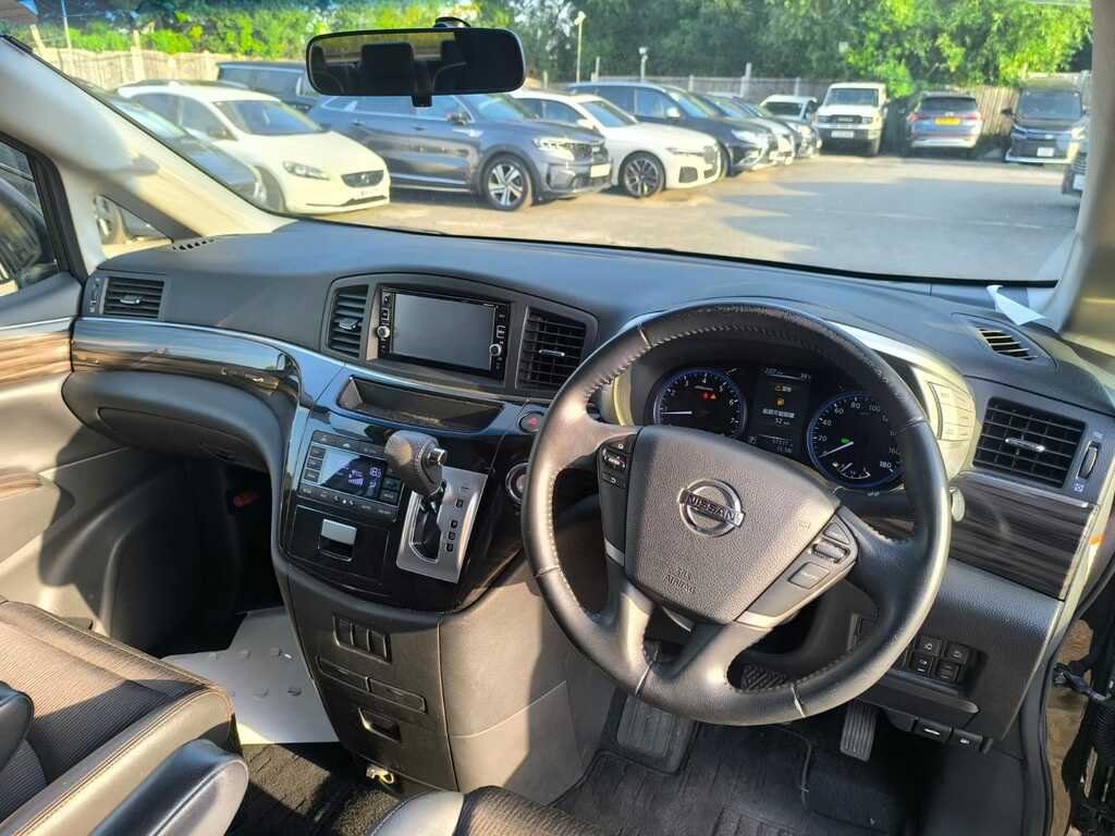Nissan Elgrand 3.5 3.5 Black #9
