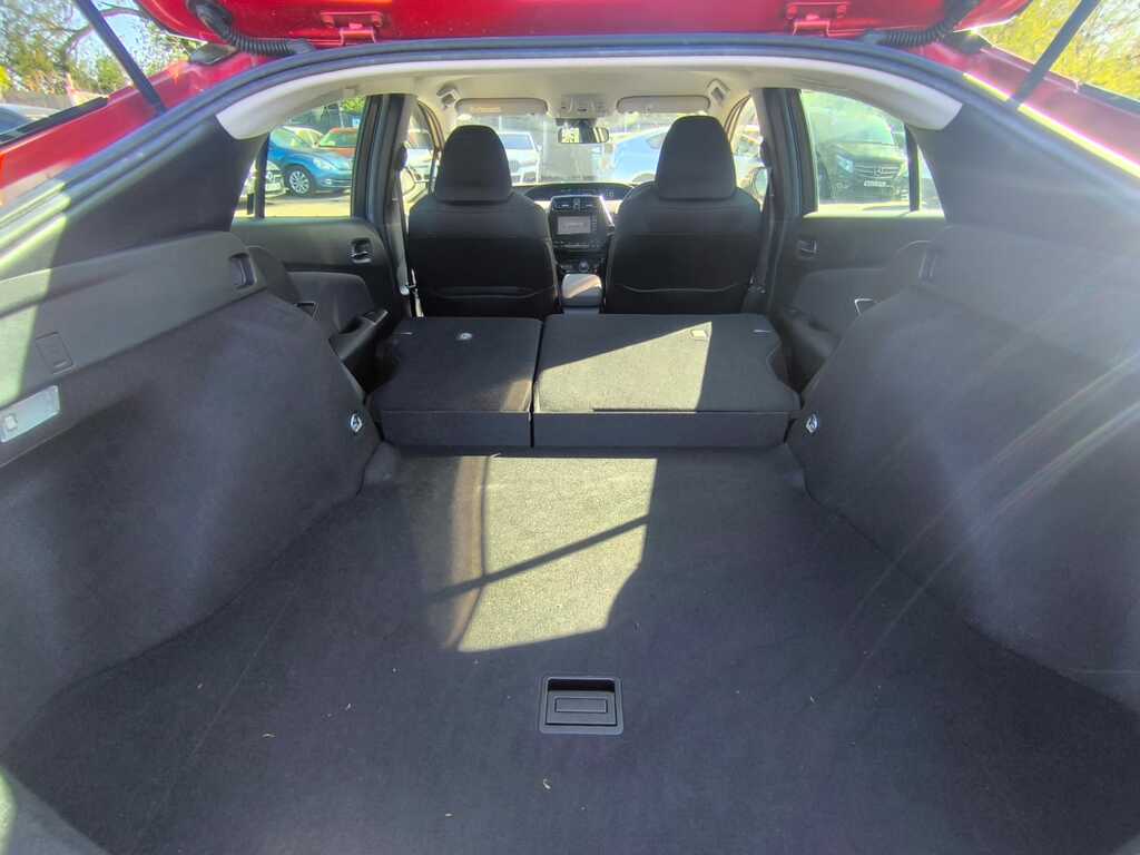 Toyota Prius 1.8 Vvt-i Active 121 Bhp White #30