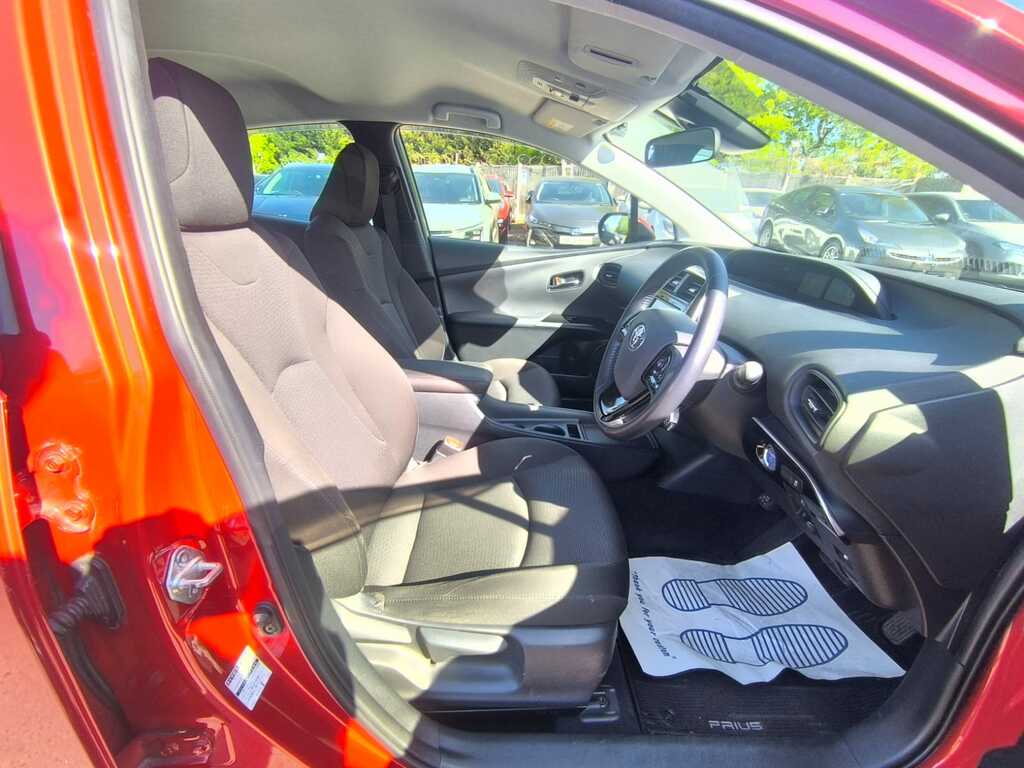 Toyota Prius 1.8 Vvt-i Active 121 Bhp White #9