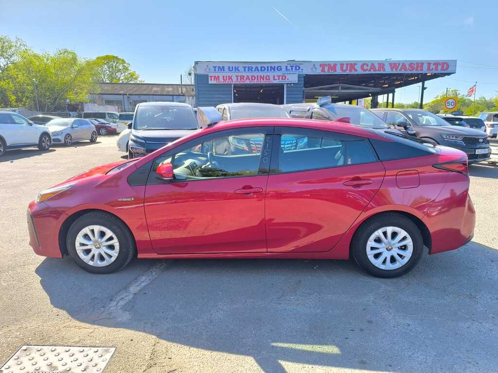 Toyota Prius 1.8 Hybrid 201919 Active 5 Seats Fresh Impo Red #6