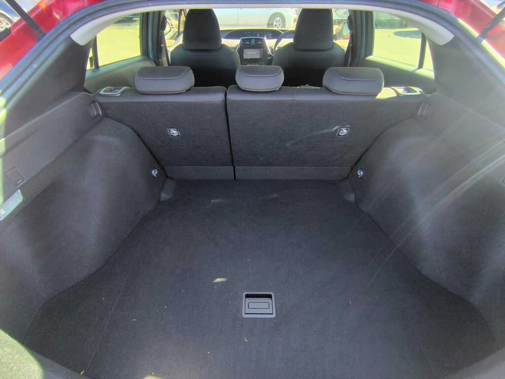 Toyota Prius 1.8 Vvt-i Active 121 Bhp White #28