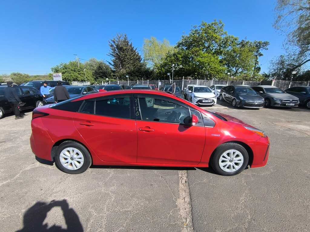 Toyota Prius 1.8 Hybrid 201919 Active 5 Seats Fresh Impo Red #5
