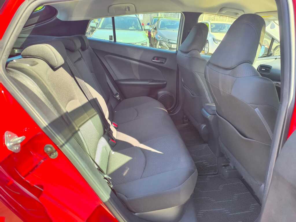 Toyota Prius 1.8 Vvt-i Active 121 Bhp White #11