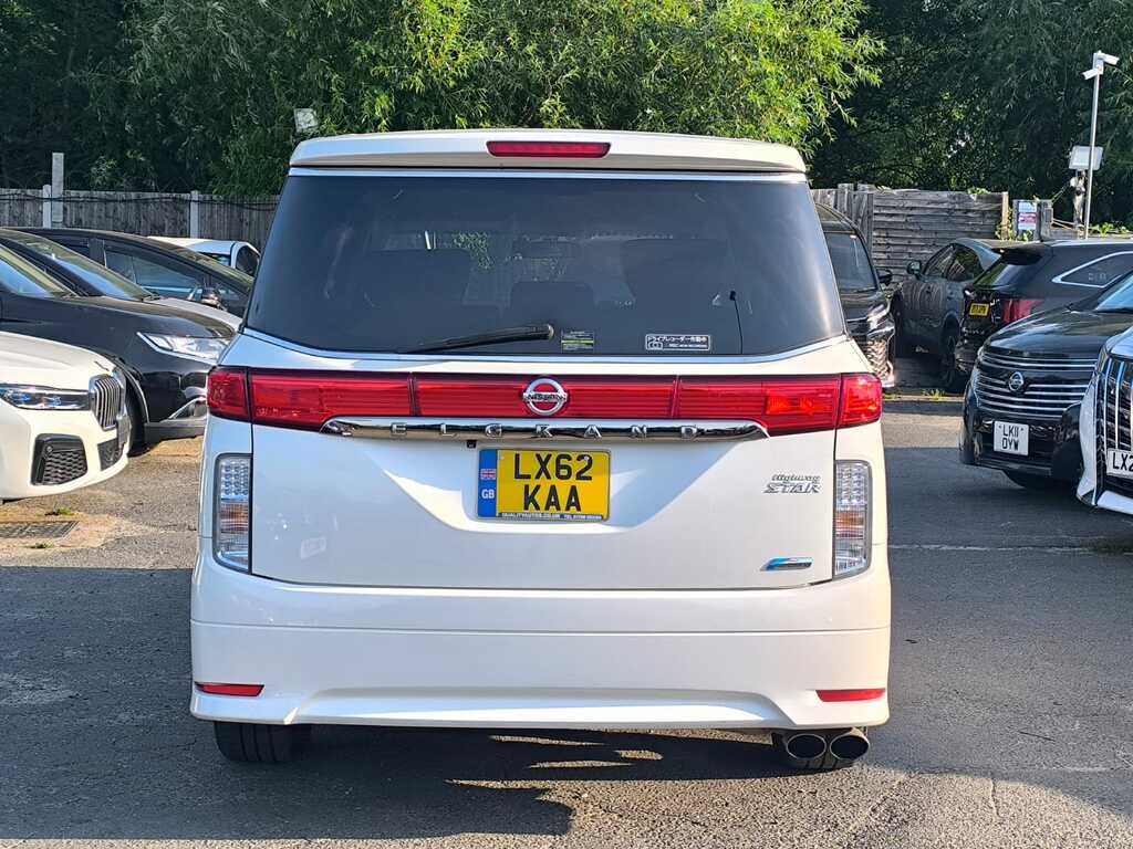 Nissan Elgrand Mpv Purple #7