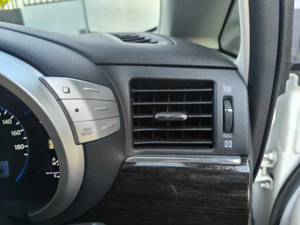 Nissan Elgrand Mpv Purple #23